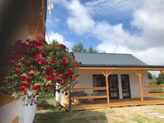 Villa Bursztynowy Zakatek Jezierzany Esterno foto